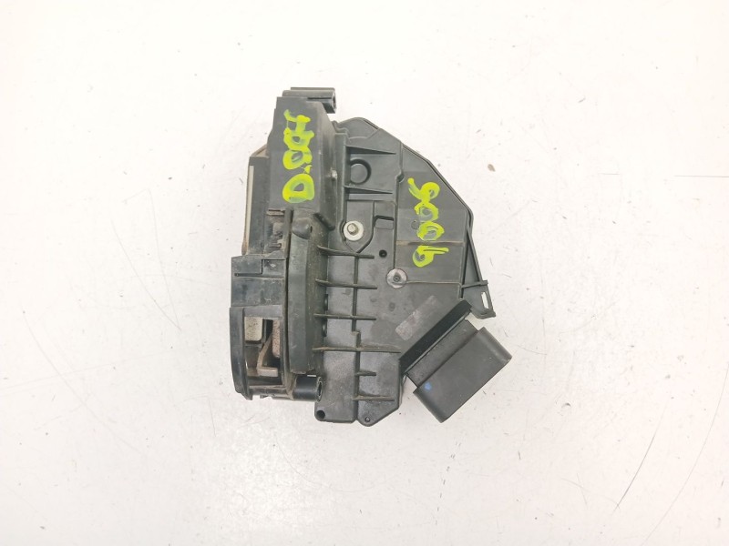 Recambio de cerradura puerta delantera derecha para ford focus iii 1.6 tdci referencia OEM IAM BM5AA21812BE  