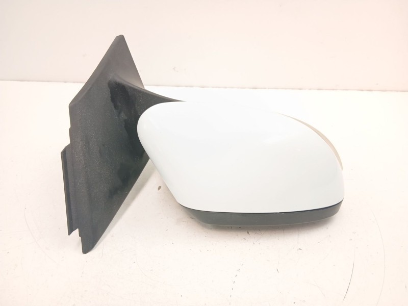 Recambio de retrovisor derecho para ford focus iii 1.6 tdci referencia OEM IAM BM5117682CK  