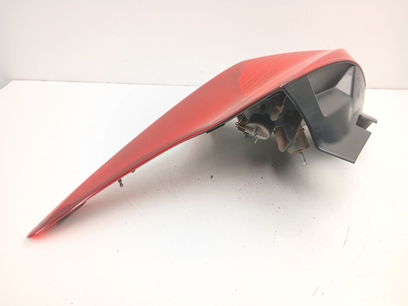Recambio de piloto trasero derecho para ford focus iii 1.6 tdci referencia OEM IAM BM5113404AK  