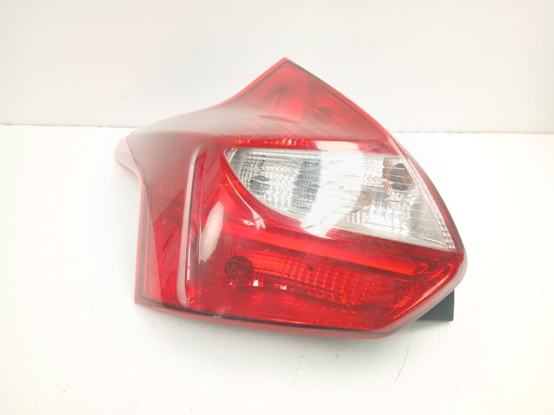 Recambio de piloto trasero izquierdo para ford focus iii 1.6 tdci referencia OEM IAM BM5113405AK  