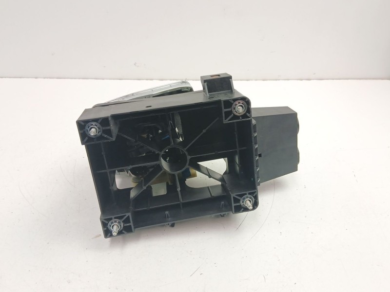 Recambio de palanca cambio manual para opel insignia a sedán (g09) 2.0 cdti (69) referencia OEM IAM 55563829  