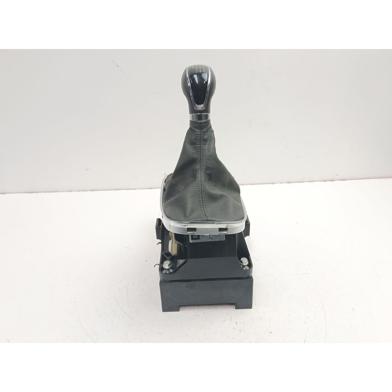 Recambio de palanca cambio manual para opel insignia a sedán (g09) 2.0 cdti (69) referencia OEM IAM 55563829  