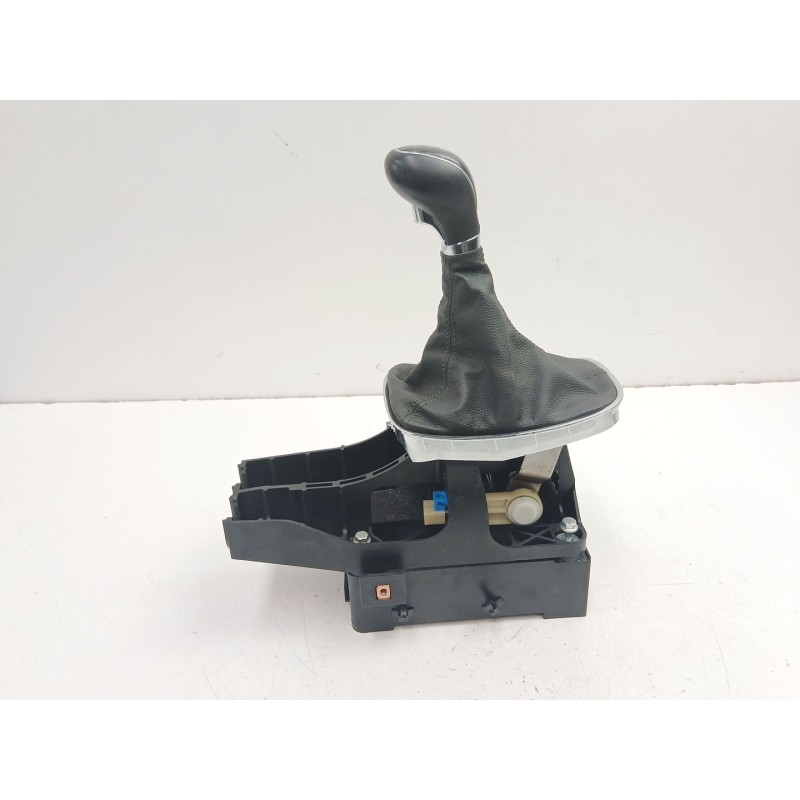 Recambio de palanca cambio manual para opel insignia a sedán (g09) 2.0 cdti (69) referencia OEM IAM 55563829  