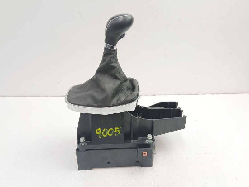 Recambio de palanca cambio manual para opel insignia a sedán (g09) 2.0 cdti (69) referencia OEM IAM 55563829  