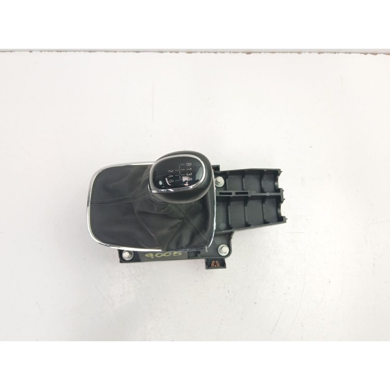 Recambio de palanca cambio manual para opel insignia a sedán (g09) 2.0 cdti (69) referencia OEM IAM 55563829  