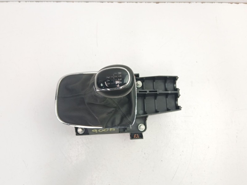Recambio de palanca cambio manual para opel insignia a sedán (g09) 2.0 cdti (69) referencia OEM IAM 55563829  