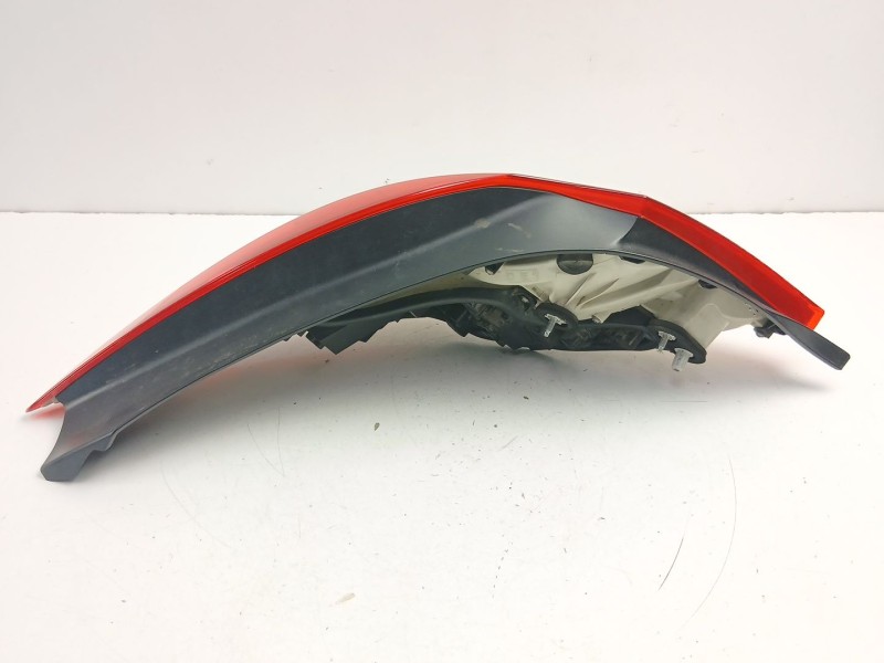 Recambio de piloto trasero derecho para opel insignia a sedán (g09) 2.0 cdti (69) referencia OEM IAM 13279628  