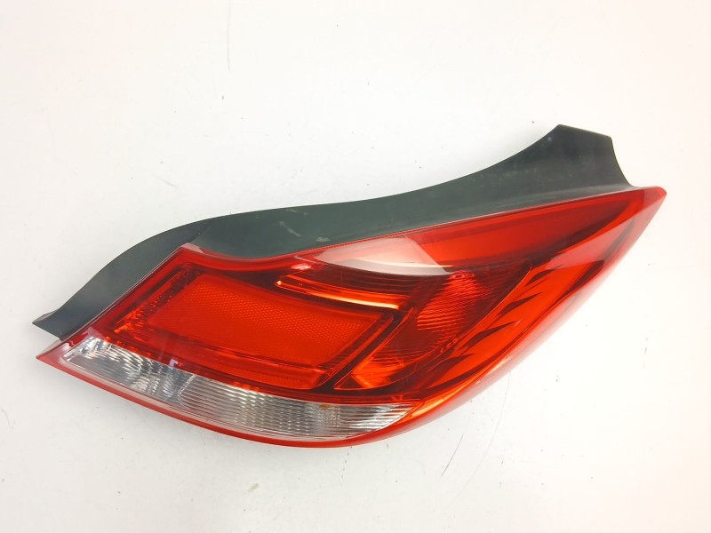 Recambio de piloto trasero derecho para opel insignia a sedán (g09) 2.0 cdti (69) referencia OEM IAM 13279628  