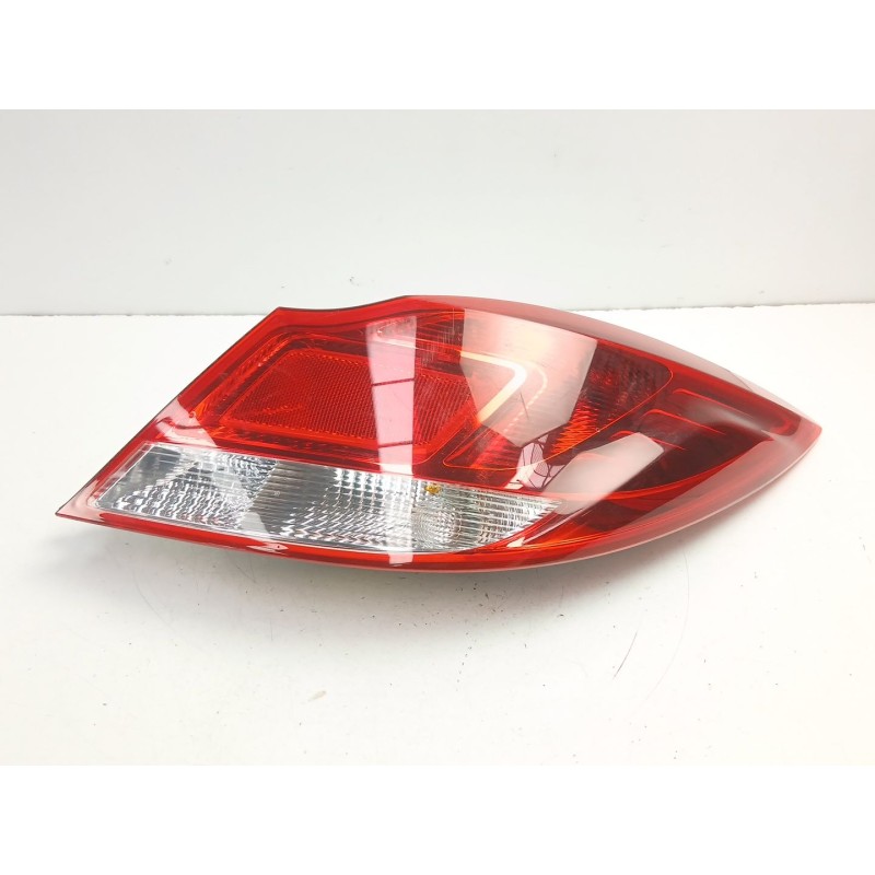 Recambio de piloto trasero derecho para opel insignia a sedán (g09) 2.0 cdti (69) referencia OEM IAM 13279628  
