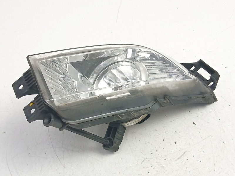 Recambio de antiniebla izquierdo para opel insignia a sedán (g09) 2.0 cdti (69) referencia OEM IAM 13226828  