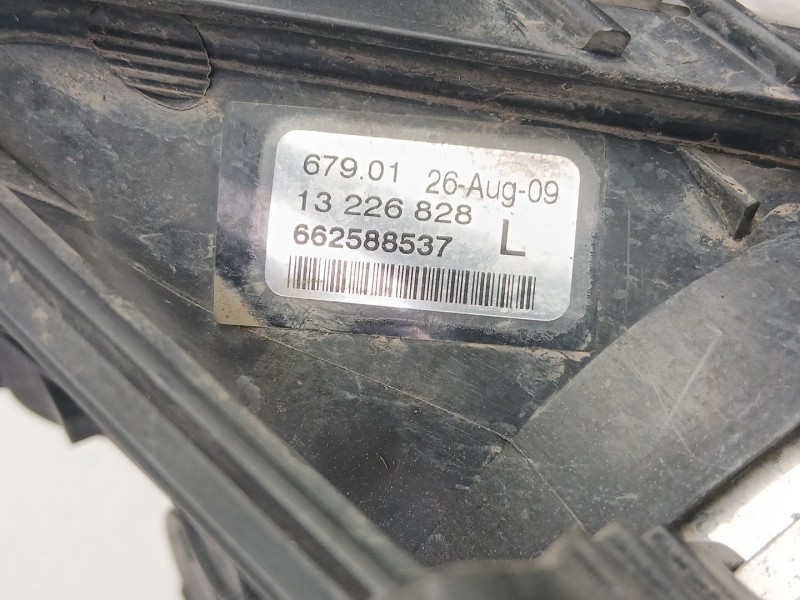Recambio de antiniebla izquierdo para opel insignia a sedán (g09) 2.0 cdti (69) referencia OEM IAM 13226828  