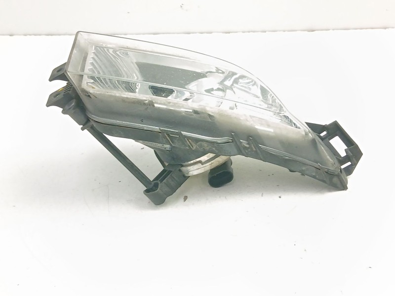 Recambio de antiniebla izquierdo para opel insignia a sedán (g09) 2.0 cdti (69) referencia OEM IAM 13226828  