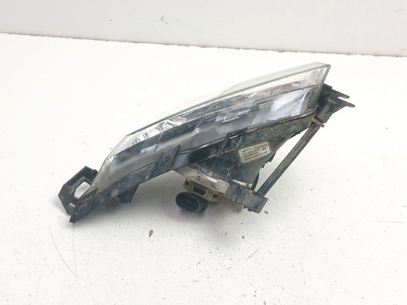 Recambio de antiniebla derecho para opel insignia a sedán (g09) 2.0 cdti (69) referencia OEM IAM 13226829  