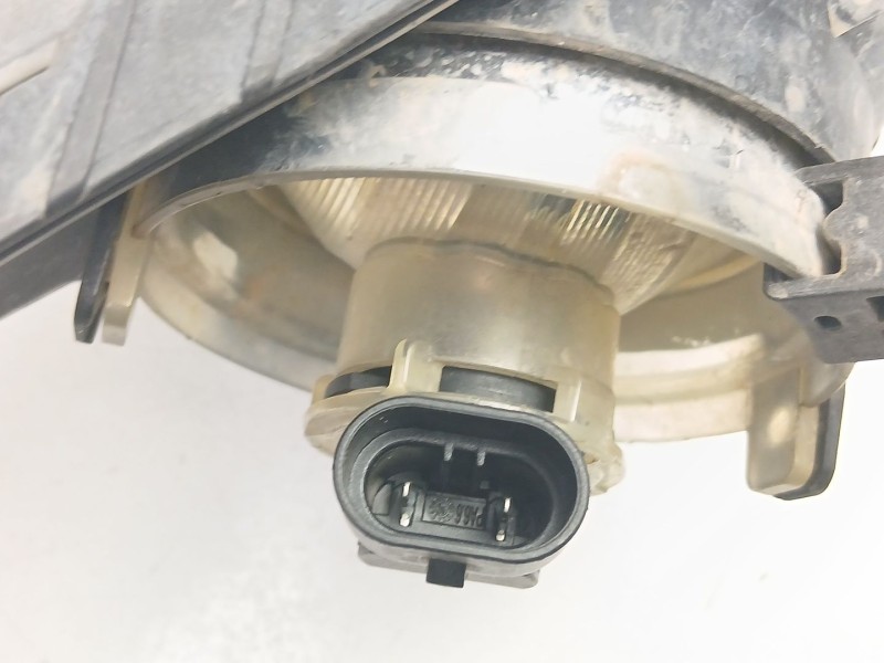Recambio de antiniebla derecho para opel insignia a sedán (g09) 2.0 cdti (69) referencia OEM IAM 13226829  