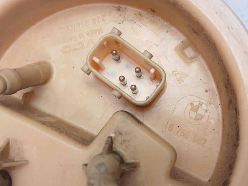 Recambio de bomba combustible aforador para bmw 3 (e46) 320 d referencia OEM IAM 6750582 228214002002 6752054