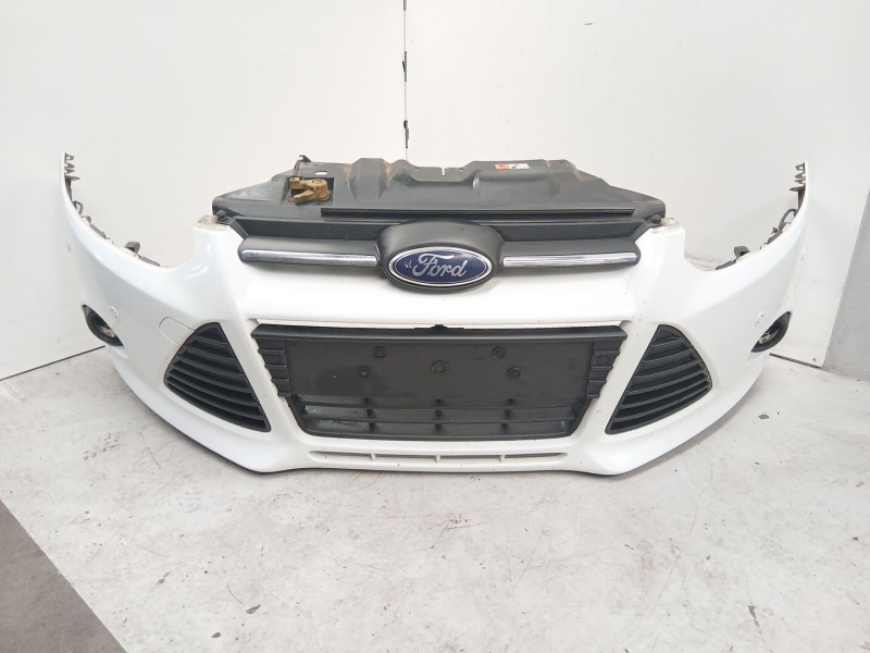Recambio de paragolpes delantero para ford focus iii 1.6 tdci referencia OEM IAM BM5117757AFXWAA  