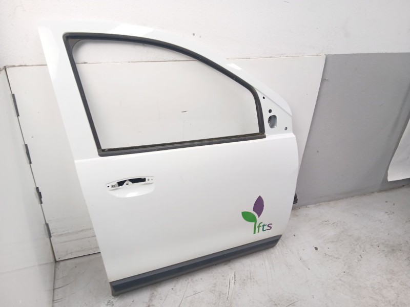Recambio de puerta delantera derecha para dacia dokker ambiance referencia OEM IAM 801008218R  