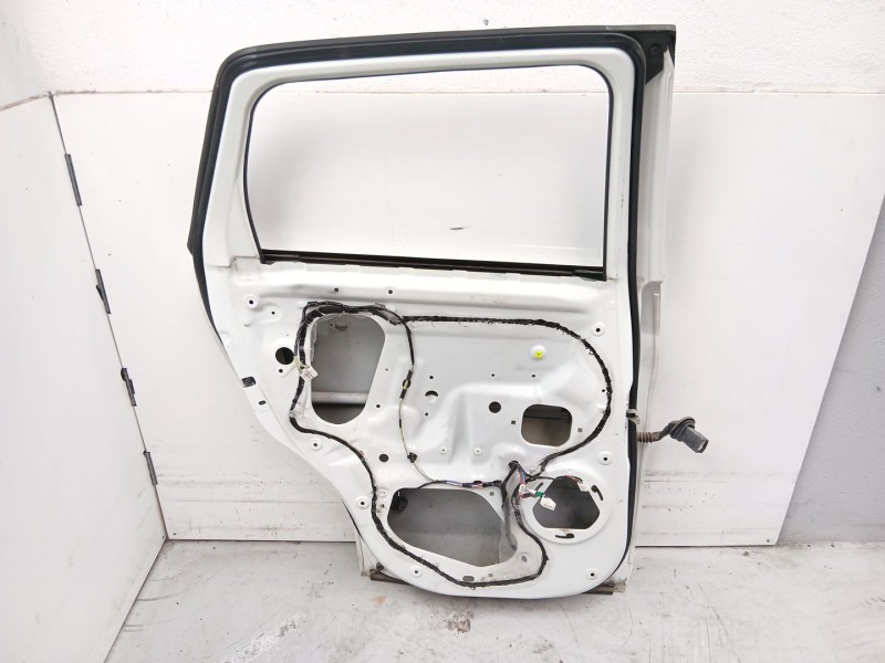 Recambio de puerta trasera izquierda para mitsubishi asx (ga_w_) 1.8 di-d (ga6w) referencia OEM IAM 5730A977  