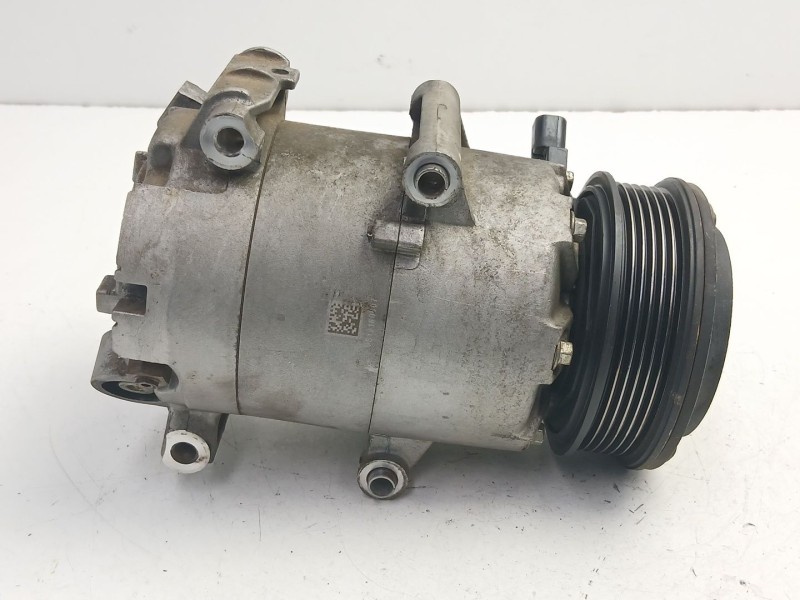 Recambio de compresor aire acondicionado para ford focus iii 1.6 tdci referencia OEM IAM AV1119D629BA  