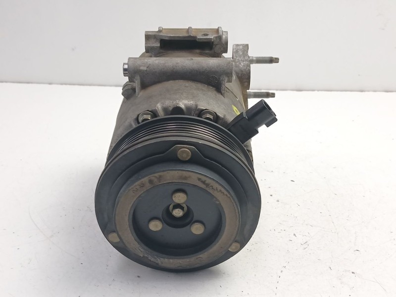 Recambio de compresor aire acondicionado para ford focus iii 1.6 tdci referencia OEM IAM AV1119D629BA  