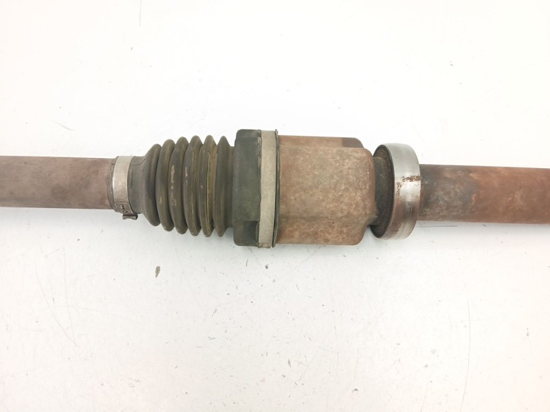 Recambio de transmision delantera derecha para ford focus iii 1.6 tdci referencia OEM IAM AV613B436CD  