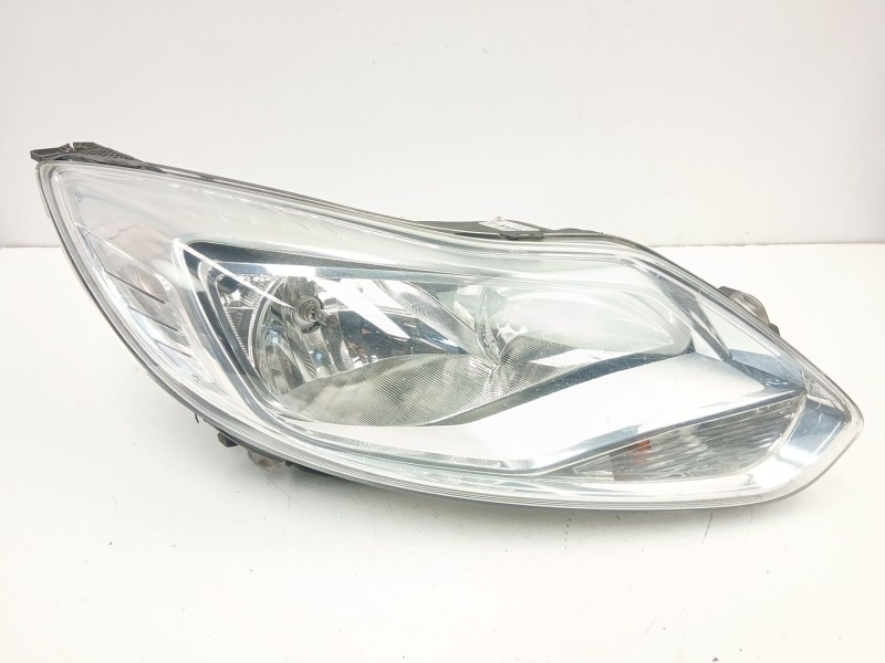 Recambio de faro derecho para ford focus iii 1.6 tdci referencia OEM IAM BM5113W029AK  