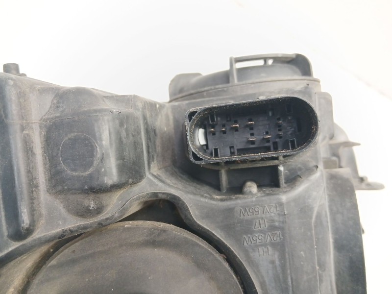 Recambio de faro derecho para ford focus iii 1.6 tdci referencia OEM IAM BM5113W029AK  