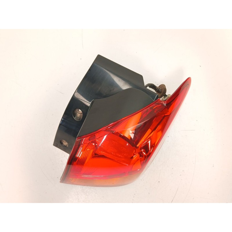 Recambio de piloto trasero derecho para mitsubishi asx (ga_w_) 1.8 di-d (ga6w) referencia OEM IAM 8330A690  