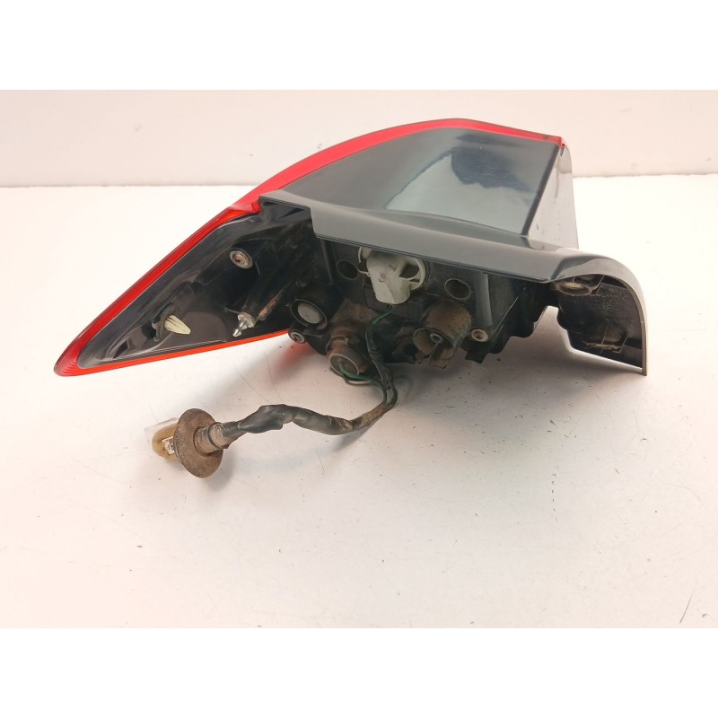 Recambio de piloto trasero derecho para mitsubishi asx (ga_w_) 1.8 di-d (ga6w) referencia OEM IAM 8330A690  