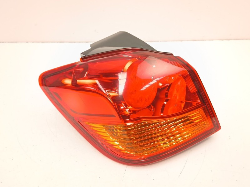 Recambio de piloto trasero izquierdo para mitsubishi asx (ga_w_) 1.8 di-d (ga6w) referencia OEM IAM 8330A689  