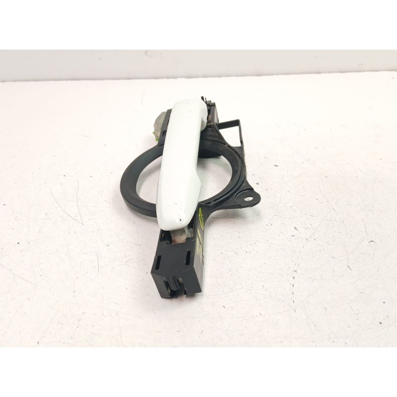 Recambio de manilla delantera izquierda para mitsubishi asx (ga_w_) 1.8 di-d (ga6w) referencia OEM IAM 5716A307  