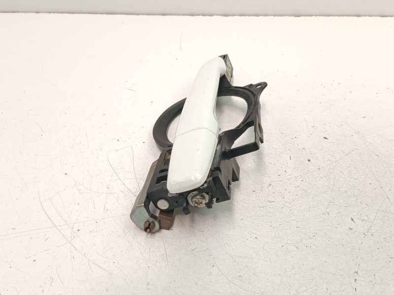 Recambio de manilla delantera derecha para mitsubishi asx (ga_w_) 1.8 di-d (ga6w) referencia OEM IAM 5716A308  