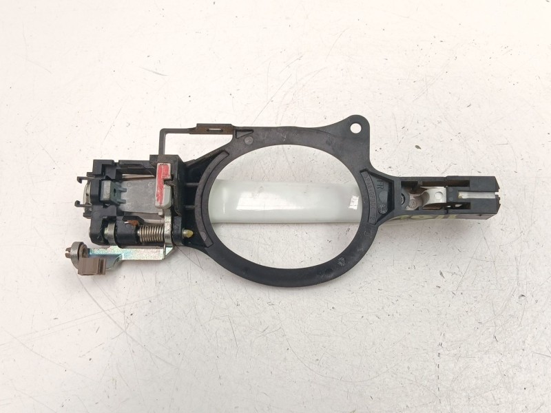 Recambio de manilla delantera derecha para mitsubishi asx (ga_w_) 1.8 di-d (ga6w) referencia OEM IAM 5716A308  