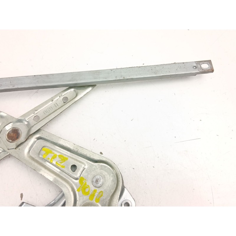Recambio de elevalunas trasero izquierdo para mitsubishi asx (ga_w_) 1.8 di-d (ga6w) referencia OEM IAM 5743A177  