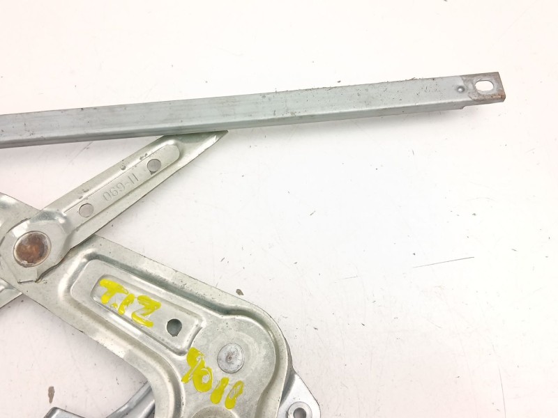 Recambio de elevalunas trasero izquierdo para mitsubishi asx (ga_w_) 1.8 di-d (ga6w) referencia OEM IAM 5743A177  