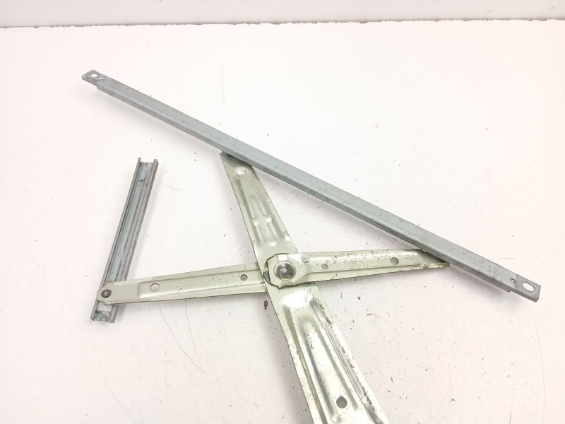 Recambio de elevalunas delantero derecho para mitsubishi asx (ga_w_) 1.8 di-d (ga6w) referencia OEM IAM 5713A256  