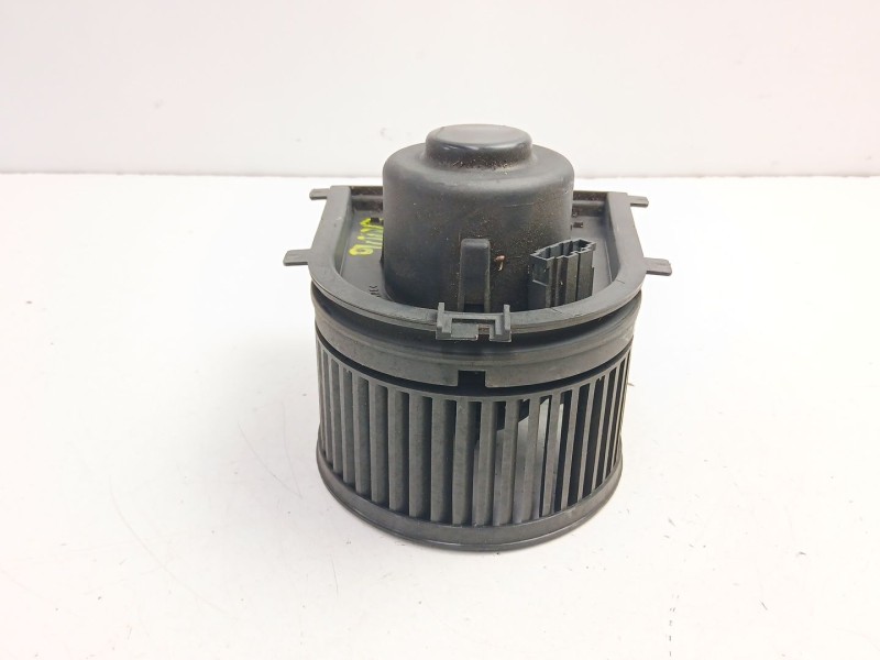 Recambio de motor calefaccion para seat ibiza ii (6k1) 1.4 i referencia OEM IAM 1J819021A  