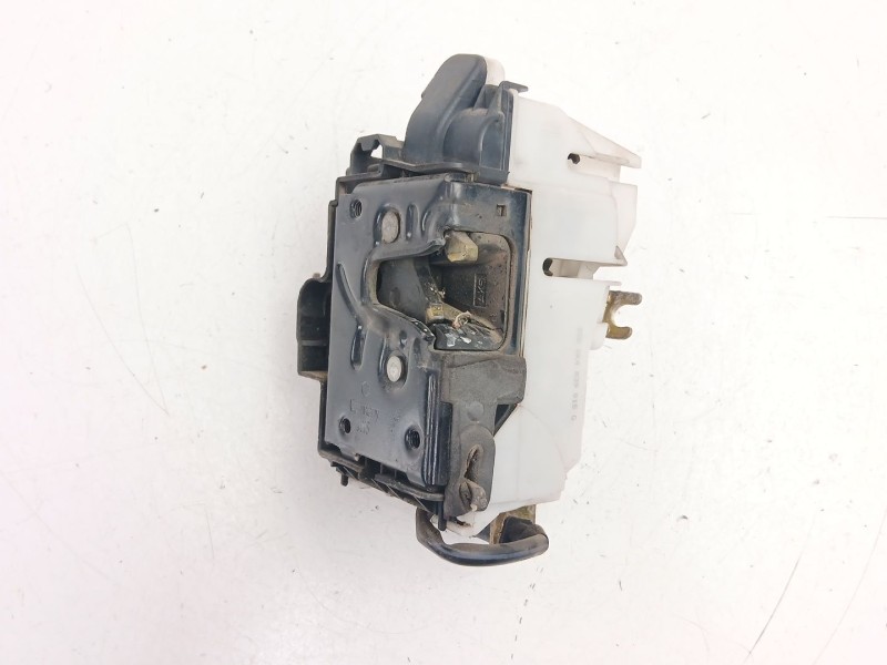 Recambio de cerradura puerta trasera izquierda para seat ibiza ii (6k1) 1.4 i referencia OEM IAM 6K4839015G  