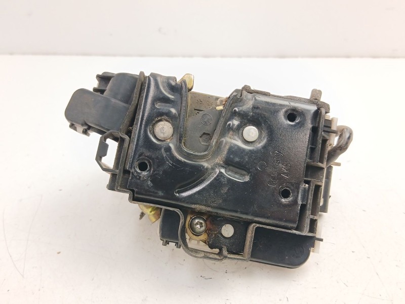 Recambio de cerradura puerta trasera izquierda para seat ibiza ii (6k1) 1.4 i referencia OEM IAM 6K4839015G  
