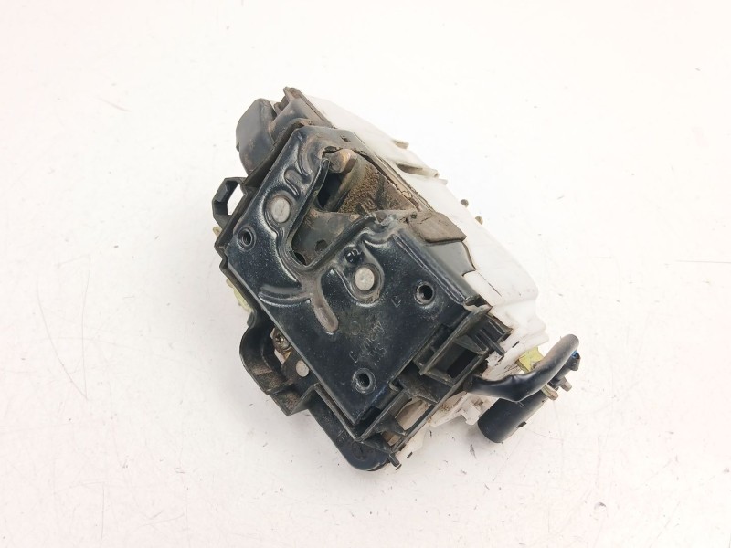 Recambio de cerradura puerta delantera izquierda para seat ibiza ii (6k1) 1.4 i referencia OEM IAM 6K4837015D  