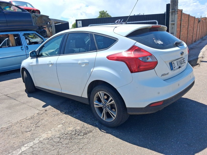 Recambio de carroceria para ford focus iii 1.6 tdci referencia OEM IAM   