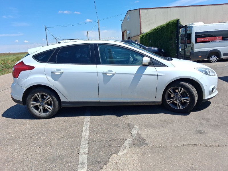 Recambio de carroceria para ford focus iii 1.6 tdci referencia OEM IAM   