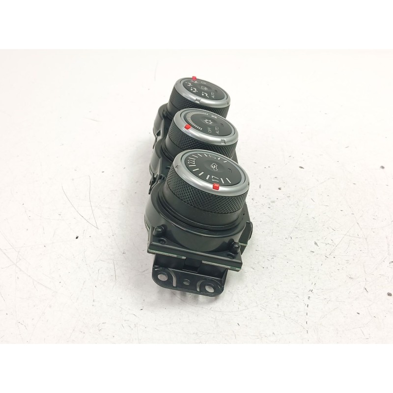 Recambio de mandos calefaccion aire para mitsubishi asx (ga_w_) 1.8 di-d (ga6w) referencia OEM IAM 7820A115XB  