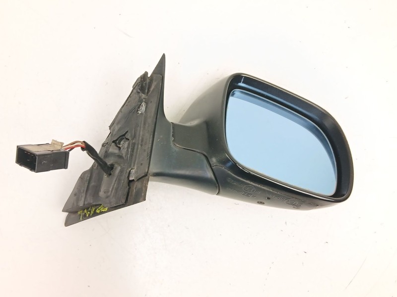 Recambio de retrovisor derecho para audi a4 b5 avant (8d5) 2.5 tdi referencia OEM IAM 8D1858532D  
