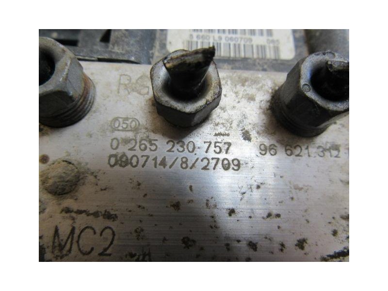 Recambio de abs : citroen c 5 : 2.0 hdi - d/ rhf (140,08cv) 4p [2009] para citroen c 5 2.0 hdi - d/ rhf referencia OEM IAM 02652