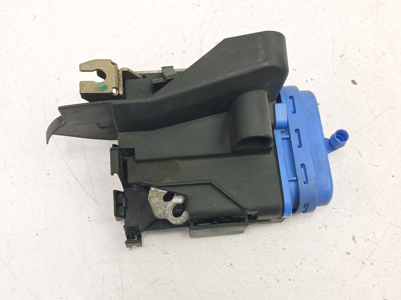 Recambio de cerradura puerta trasera izquierda para audi a4 b5 avant (8d5) 2.5 tdi referencia OEM IAM 8D0839015A  