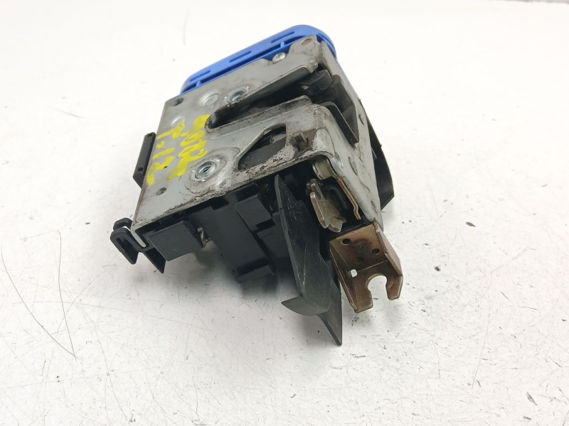 Recambio de cerradura puerta trasera izquierda para audi a4 b5 avant (8d5) 2.5 tdi referencia OEM IAM 8D0839015A  