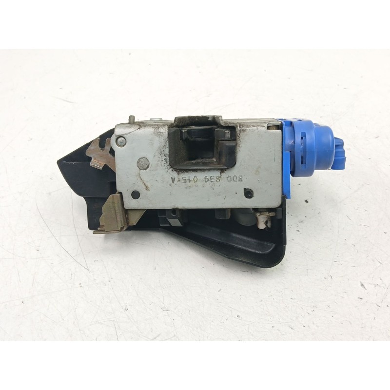 Recambio de cerradura puerta trasera izquierda para audi a4 b5 avant (8d5) 2.5 tdi referencia OEM IAM 8D0839015A  