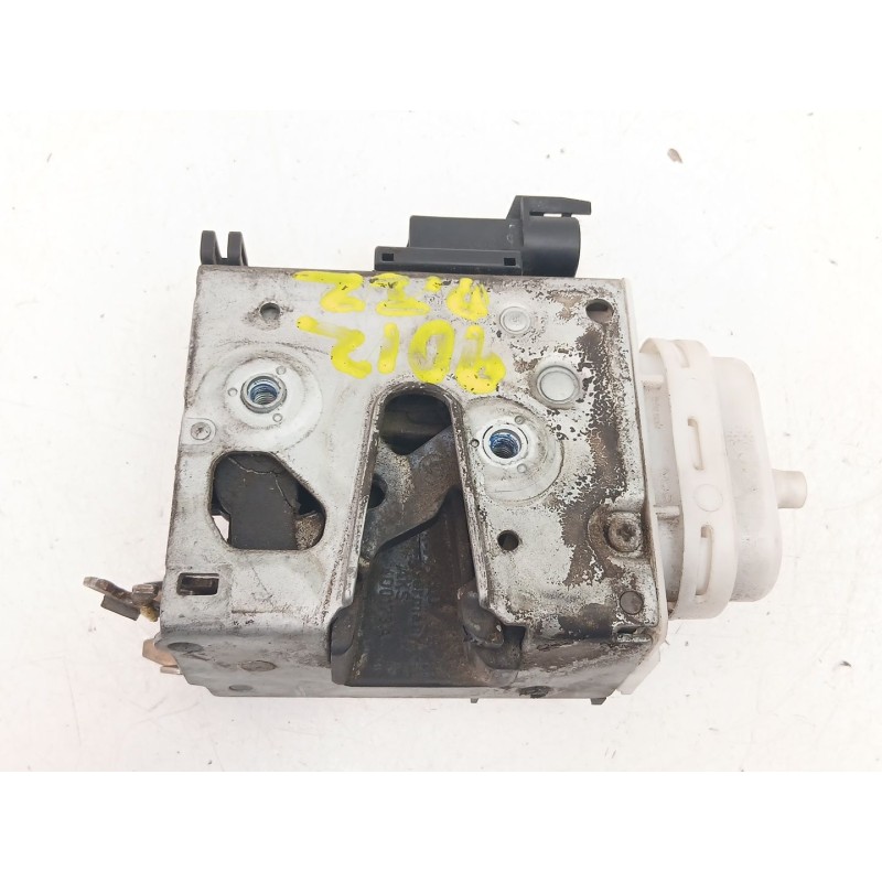 Recambio de cerradura puerta delantera izquierda para audi a4 b5 avant (8d5) 2.5 tdi referencia OEM IAM 8D1837015  