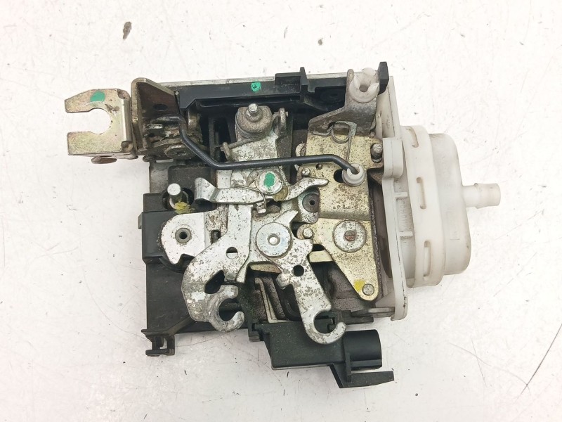Recambio de cerradura puerta delantera izquierda para audi a4 b5 avant (8d5) 2.5 tdi referencia OEM IAM 8D1837015  